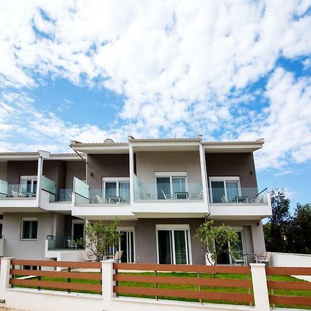The Papoutsakis Apartments Nikiti  Ngoại thất bức ảnh