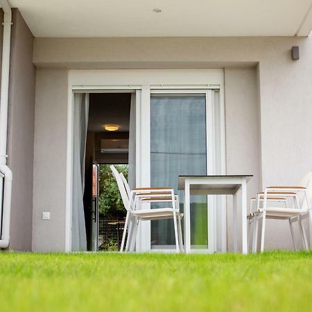 The Papoutsakis Apartments Nikiti  Ngoại thất bức ảnh