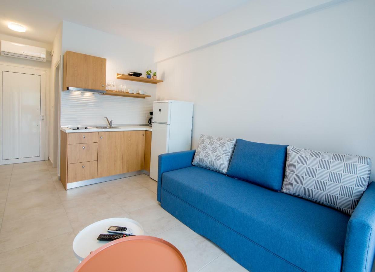 The Papoutsakis Apartments Nikiti  Ngoại thất bức ảnh